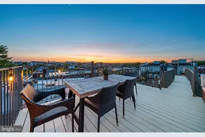 731 Fairmont Street NW #2, Washington, DC 20001 - Photo 17