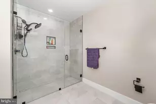 1028 Bladensburg Rd NE, Washington, DC 20002 - Photo 5