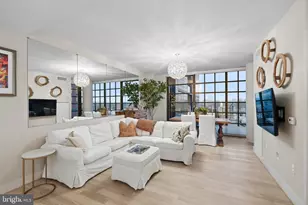 45 Sutton Square SW, Washington, DC 20024 - Photo 23