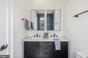 1680 Ebenezer Ct SE, Washington, DC 20003 - Photo 27