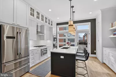 1305 D Street SE, Washington, DC 20003 - Photo 9