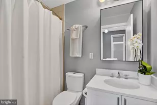 1305 D St SE, Washington, DC 20003 - Photo 19