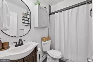 1363 Childress NE, Washington, DC 20002 - Photo 29