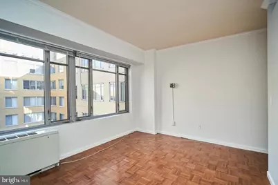 1711 Massachusetts Avenue NW #623, Washington, DC 20036 - Photo 5
