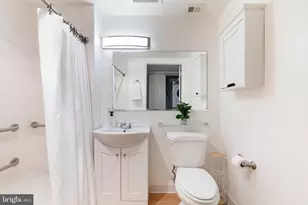 20 Logan Cir NW, Washington, DC 20005 - Photo 11