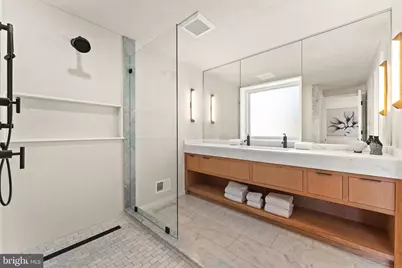 21 Overbeck Alley NE, Washington, DC 20002 - Photo 33