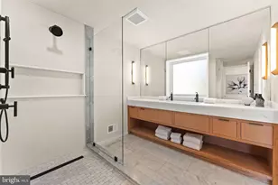 21 Overbeck Aly NE, Washington, DC 20002 - Photo 33