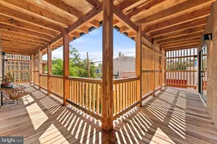 21 Overbeck Aly NE, Washington, DC 20002 - Photo 29