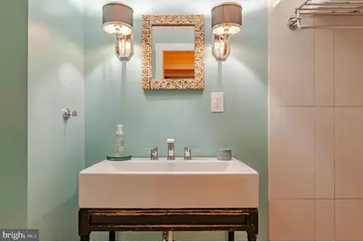 33 Q Street NE, Washington, DC 20002 - Photo 25