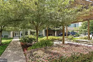 1101 3rd St SW, Washington, DC 20024 - Photo 13