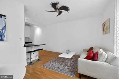 1725 17th Street NW #114, Washington, DC 20009 - Photo 9