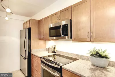 1140 23rd NW #406, Washington, DC 20037 - Photo 3