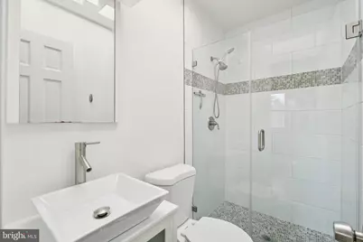 624 19th Street NE, Washington, DC 20002 - Photo 17