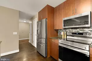 910 M St NW, Washington, DC 20001 - Photo 11
