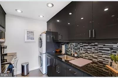 955 26th Street NW #506, Washington, DC 20037 - Photo 1