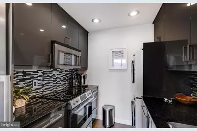 955 26th Street NW #506, Washington, DC 20037 - Photo 3