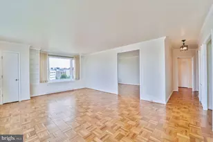 2475 Virginia Ave NW, Washington, DC 20037 - Photo 3