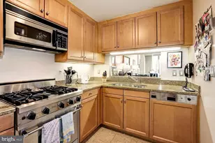 1155 23rd St NW, Washington, DC 20037 - Photo 3