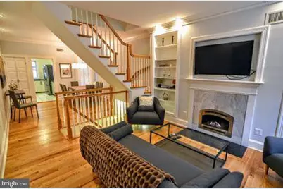 1029 30th Street NW, Washington, DC 20007 - Photo 3