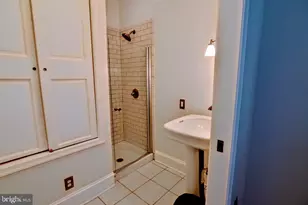 1029 30th St NW, Washington, DC 20007 - Photo 25