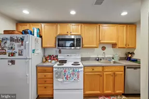 1364 E St SE, Washington, DC 20003 - Photo 15