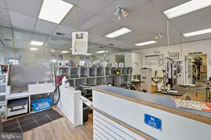 1364 E St SE, Washington, DC 20003 - Photo 27