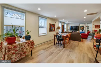 1364 E SE, Washington, DC 20003 - Photo 9