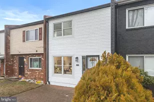 1266 Barnaby Terrace SE, Washington, DC 20032 - Photo 3