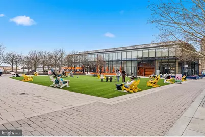 335 L Street SE, Washington, DC 20003 - Photo 47