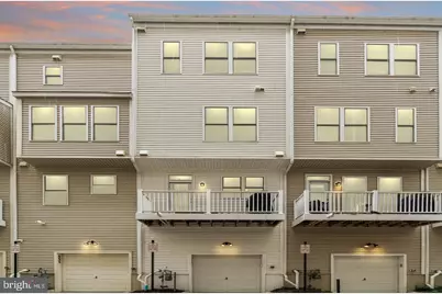 335 L Street SE, Washington, DC 20003 - Photo 3