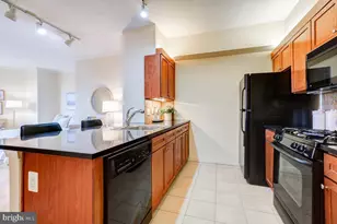 631 D Street NW, Washington, DC 20004 - Photo 13