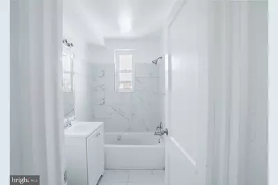 32 Varnum Street NE, Washington, DC 20011 - Photo 7