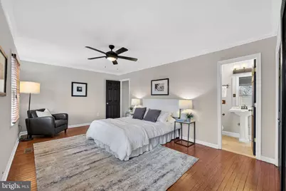 1117 G Street SE, Washington, DC 20003 - Photo 23