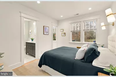 410 Douglas Street NE, Washington, DC 20017 - Photo 17