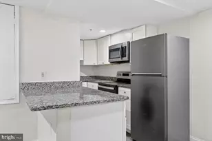 113 15th St SE, Washington, DC 20003 - Photo 17