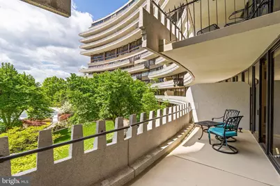 700 New Hampshire Avenue NW #320, Washington, DC 20037 - Photo 3