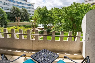 700 New Hampshire Avenue NW #320, Washington, DC 20037 - Photo 1