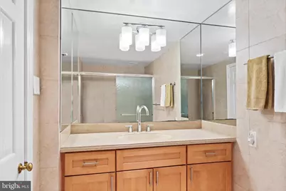 700 New Hampshire Avenue NW #320, Washington, DC 20037 - Photo 23