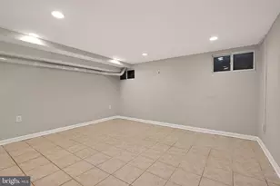 302 N St SW, Washington, DC 20024 - Photo 27