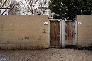 302 N St SW, Washington, DC 20024 - Photo 39