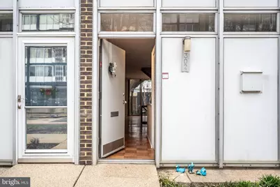 302 N Street SW #302, Washington, DC 20024 - Photo 3