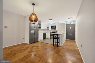 302 N St SW, Washington, DC 20024 - Photo 9