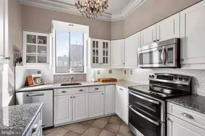 1200 23rd Street NW #910, Washington, DC 20037 - Photo 11