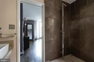 524 6th St SE, Washington, DC 20003 - Photo 33