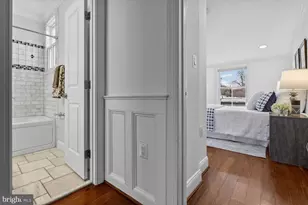 916 G St SE, Washington, DC 20003 - Photo 23