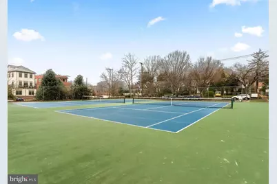 4491 Macarthur Boulevard NW #304, Washington, DC 20007 - Photo 25