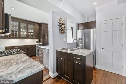 2132 Newport Place NW, Washington, DC 20037 - Photo 13