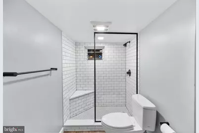 2132 Newport Place NW, Washington, DC 20037 - Photo 31