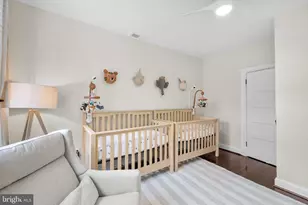 2132 Newport Pl NW, Washington, DC 20037 - Photo 23