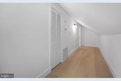 2712 S Dakota Avenue NE, Washington, DC 20018 - Photo 11